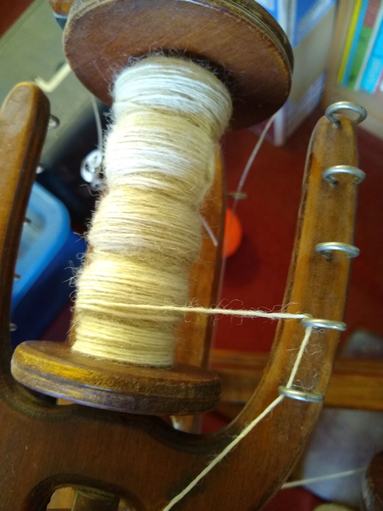 Single spun thread on bobbin