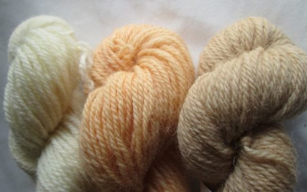 Romney double knitting natural pale salmon and fawn yarn
